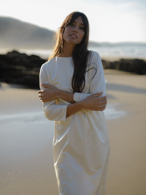 MIRROR silk dress in ivory blueanemone