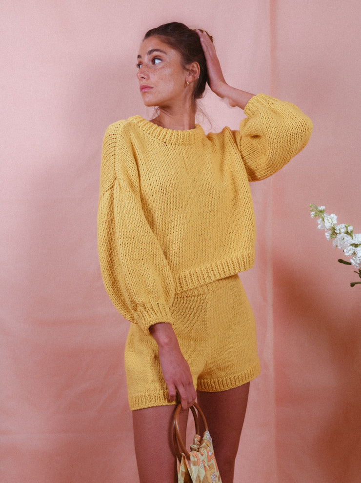 blue anemone sustainable slow fashion 60s 70s nostalgia organic gots cotton hand knitted chunky spring summer sweater sequoia mellow yellow