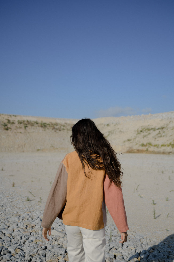 BLUE_ANEMONE_SS23_SUSTAINABLE_FASHION_SLOWFASHION_CONSCIOUS_CLOTHING_BOHO_BOHEMIAN_LINEN_SUMMER_JACKET_PATCHWORK_TOPANGA