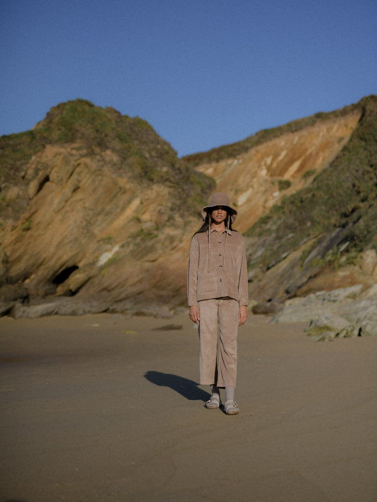BLUE_ANEMONE_SUSTAINABLE_FASHION_SLOWFASHION_OVERSHIRT_JACKET_CORDUROY_CAMEL
